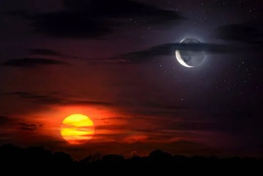 🌞🌙La DUALIDAD DEL SOL Y LA LUNA: Un Encuentro Cósmico de Energías Complementarias