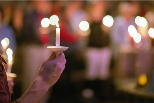 Candele nella Settimana Santa: guarigione e purificazione dell’anima 🕯