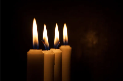 🙏 Candele nella Settimana Santa: cosa possiamo usare e quando?