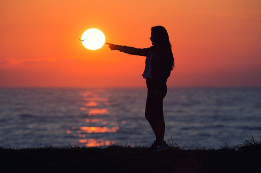 Comment le solstice d'été nous affecte-t-il ? 🌞🌍