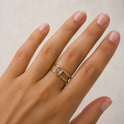 Anillo Gea Dorado Amatista · Protección y Equilibrio