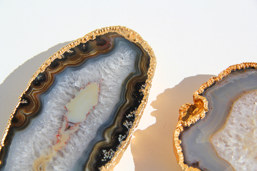 Xapa d'Àgata amb Vora Daurada