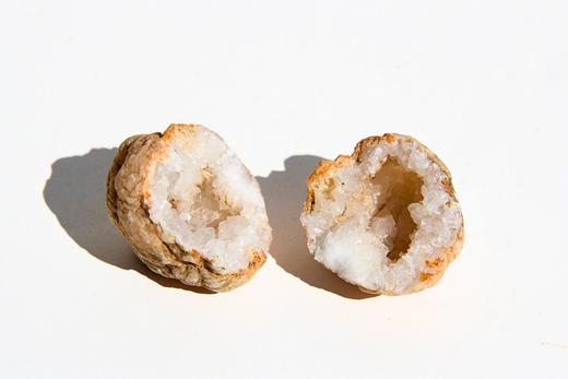 Geoda de Cuarzo Blanco · Mediana