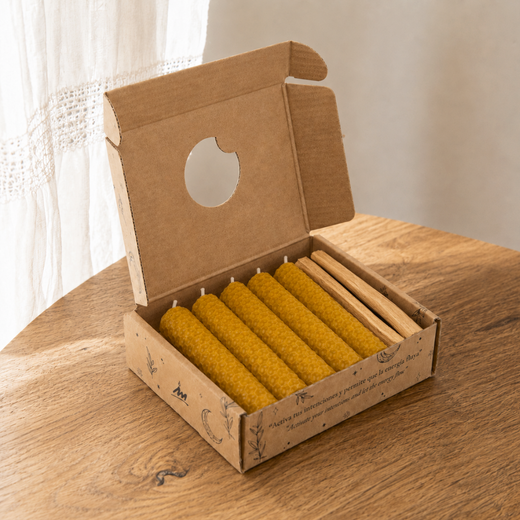 Pack de 10 Espelmes de Cera d’Abella Natural + 2 Bastons de Palo Santo Premium